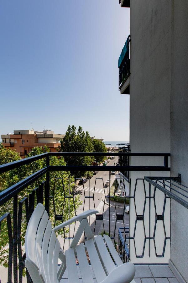 Hotel Verona Cesenatico Exterior foto