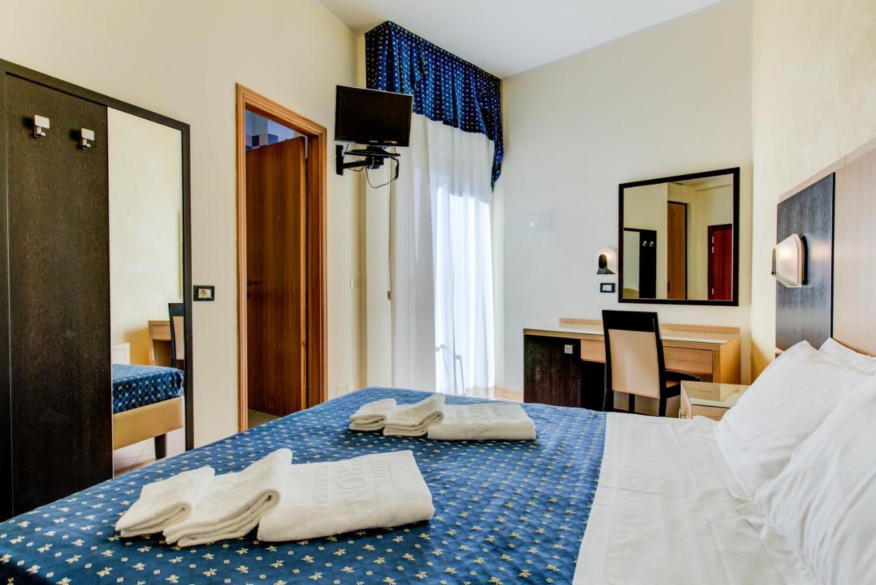 Hotel Verona Cesenatico Exterior foto